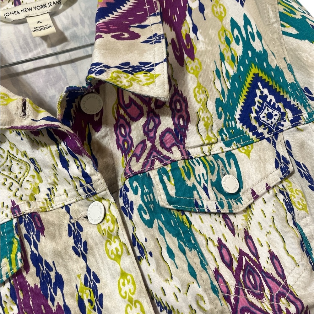 Jones New York Women's XL Aztec Patterned Denim Jacket